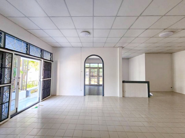 ประกาศฟรี! ซื้อ-ขาย-เช่า คอนโด บ้าน ทาวน์โฮม ที่ดิน และพื้นที่เชิงพาณิชย์ทั่วประเทศไทย ทุกทำเล ทุกงบประมาณ ไม่มีค่าใช้จ่าย ลงง่าย ขายไว เข้าถึงผู้ซื้อโดยตรง 4 197014pic3.jpg