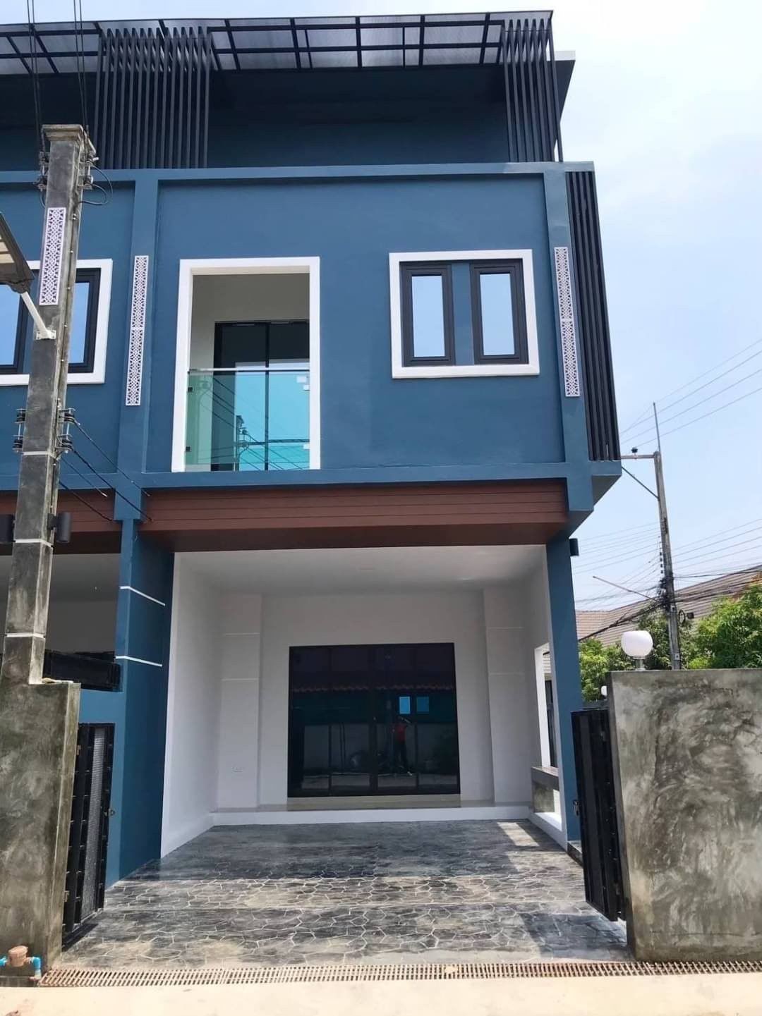 ประกาศฟรี! ซื้อ-ขาย-เช่า คอนโด บ้าน ทาวน์โฮม ที่ดิน และพื้นที่เชิงพาณิชย์ทั่วประเทศไทย ทุกทำเล ทุกงบประมาณ ไม่มีค่าใช้จ่าย ลงง่าย ขายไว เข้าถึงผู้ซื้อโดยตรง 2 197210pic1.jpg