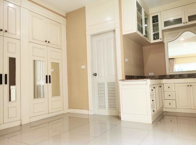 ประกาศฟรี! ซื้อ-ขาย-เช่า คอนโด บ้าน ทาวน์โฮม ที่ดิน และพื้นที่เชิงพาณิชย์ทั่วประเทศไทย ทุกทำเล ทุกงบประมาณ ไม่มีค่าใช้จ่าย ลงง่าย ขายไว เข้าถึงผู้ซื้อโดยตรง 5 14847pic4.jpg