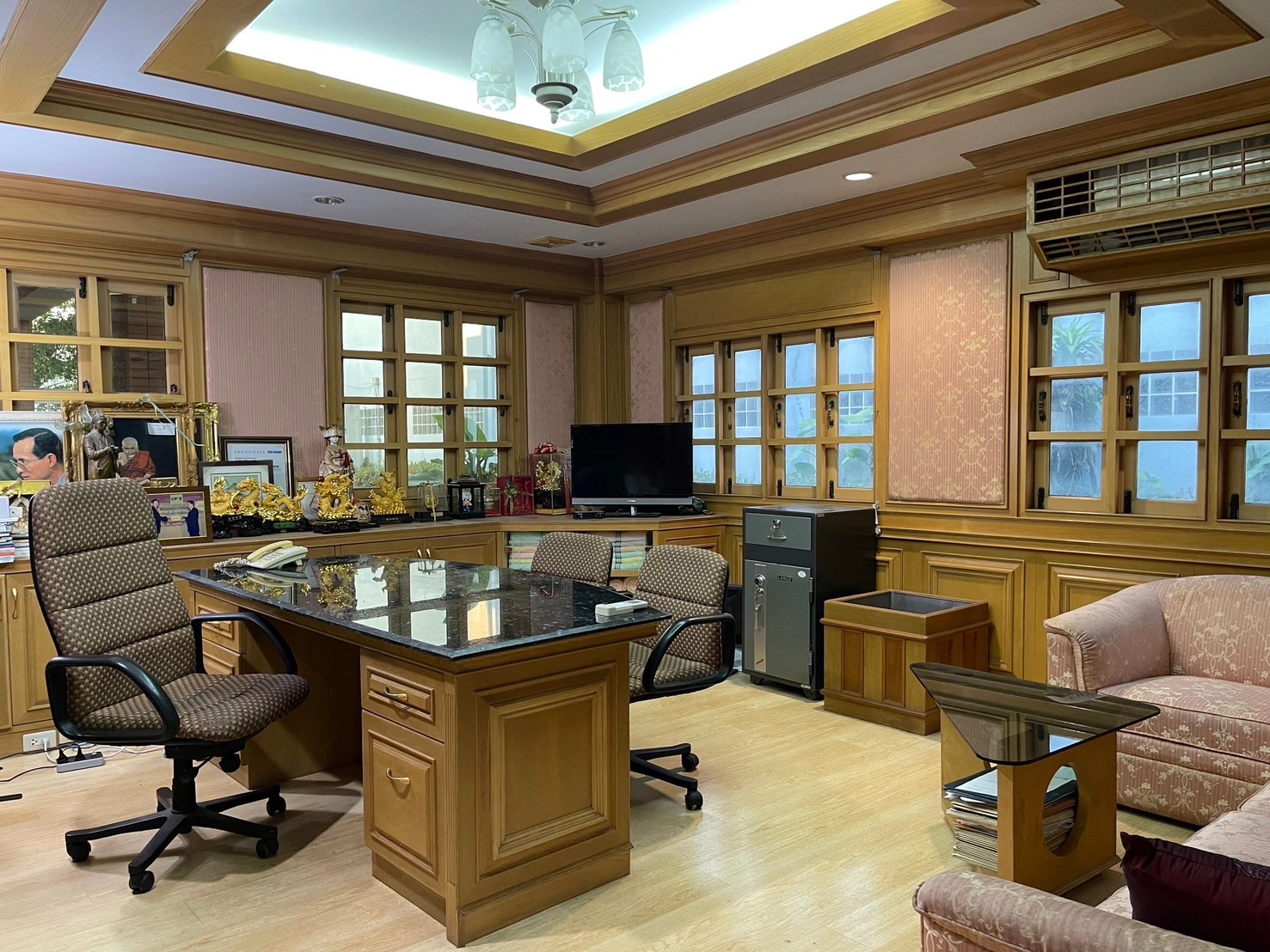 ประกาศฟรี! ซื้อ-ขาย-เช่า คอนโด บ้าน ทาวน์โฮม ที่ดิน และพื้นที่เชิงพาณิชย์ทั่วประเทศไทย ทุกทำเล ทุกงบประมาณ ไม่มีค่าใช้จ่าย ลงง่าย ขายไว เข้าถึงผู้ซื้อโดยตรง 3 195025pic2.jpg