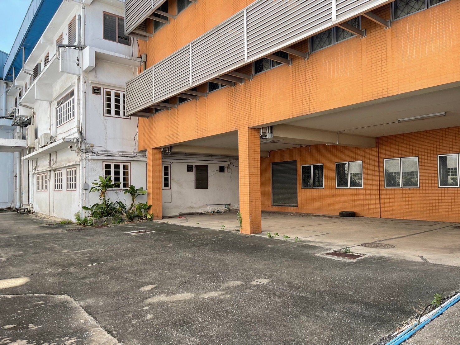 ประกาศฟรี! ซื้อ-ขาย-เช่า คอนโด บ้าน ทาวน์โฮม ที่ดิน และพื้นที่เชิงพาณิชย์ทั่วประเทศไทย ทุกทำเล ทุกงบประมาณ ไม่มีค่าใช้จ่าย ลงง่าย ขายไว เข้าถึงผู้ซื้อโดยตรง 4 195025pic3.jpg