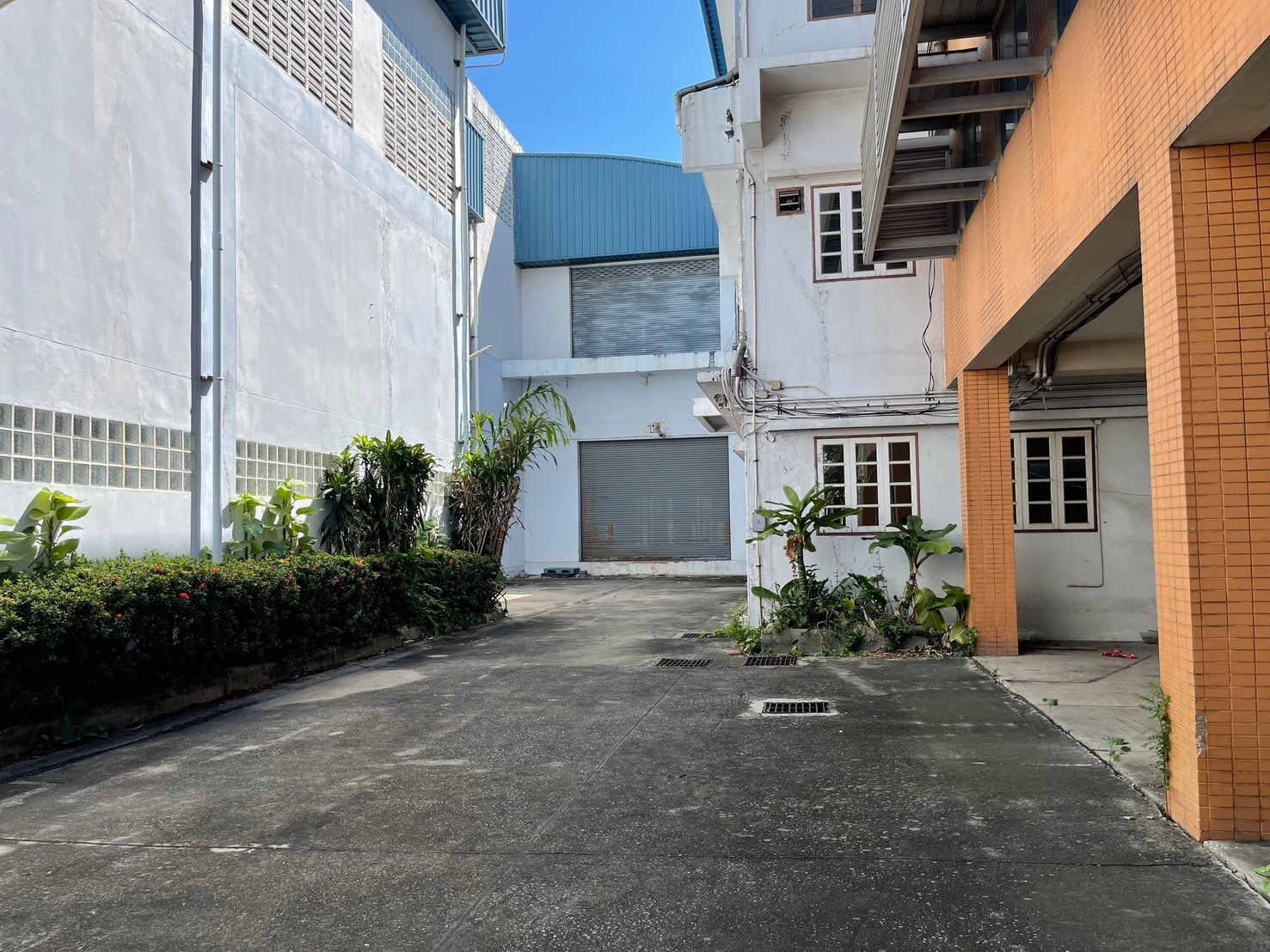 ประกาศฟรี! ซื้อ-ขาย-เช่า คอนโด บ้าน ทาวน์โฮม ที่ดิน และพื้นที่เชิงพาณิชย์ทั่วประเทศไทย ทุกทำเล ทุกงบประมาณ ไม่มีค่าใช้จ่าย ลงง่าย ขายไว เข้าถึงผู้ซื้อโดยตรง 5 195025pic4.jpg