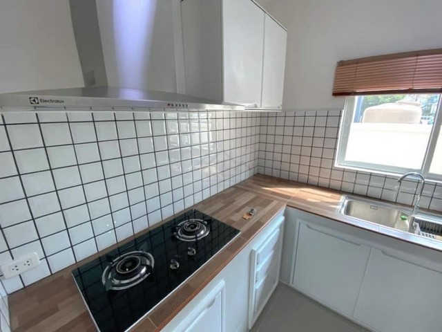 ประกาศฟรี! ซื้อ-ขาย-เช่า คอนโด บ้าน ทาวน์โฮม ที่ดิน และพื้นที่เชิงพาณิชย์ทั่วประเทศไทย ทุกทำเล ทุกงบประมาณ ไม่มีค่าใช้จ่าย ลงง่าย ขายไว เข้าถึงผู้ซื้อโดยตรง 3 489220pic2.jpg