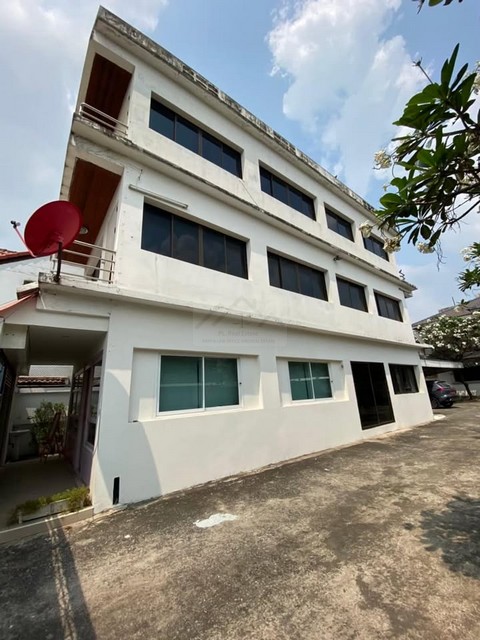 ประกาศฟรี! ซื้อ-ขาย-เช่า คอนโด บ้าน ทาวน์โฮม ที่ดิน และพื้นที่เชิงพาณิชย์ทั่วประเทศไทย ทุกทำเล ทุกงบประมาณ ไม่มีค่าใช้จ่าย ลงง่าย ขายไว เข้าถึงผู้ซื้อโดยตรง 3 489197pic2.jpg