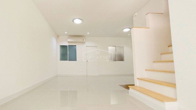 ประกาศฟรี! ซื้อ-ขาย-เช่า คอนโด บ้าน ทาวน์โฮม ที่ดิน และพื้นที่เชิงพาณิชย์ทั่วประเทศไทย ทุกทำเล ทุกงบประมาณ ไม่มีค่าใช้จ่าย ลงง่าย ขายไว เข้าถึงผู้ซื้อโดยตรง 5 289036pic4.jpg