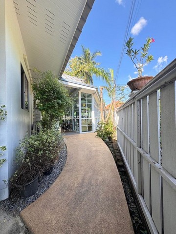 ประกาศฟรี! ซื้อ-ขาย-เช่า คอนโด บ้าน ทาวน์โฮม ที่ดิน และพื้นที่เชิงพาณิชย์ทั่วประเทศไทย ทุกทำเล ทุกงบประมาณ ไม่มีค่าใช้จ่าย ลงง่าย ขายไว เข้าถึงผู้ซื้อโดยตรง 4 197625pic3.jpg