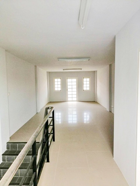 ประกาศฟรี! ซื้อ-ขาย-เช่า คอนโด บ้าน ทาวน์โฮม ที่ดิน และพื้นที่เชิงพาณิชย์ทั่วประเทศไทย ทุกทำเล ทุกงบประมาณ ไม่มีค่าใช้จ่าย ลงง่าย ขายไว เข้าถึงผู้ซื้อโดยตรง 4 197656pic3.jpg