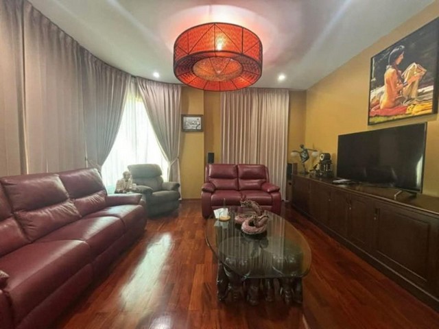 ประกาศฟรี! ซื้อ-ขาย-เช่า คอนโด บ้าน ทาวน์โฮม ที่ดิน และพื้นที่เชิงพาณิชย์ทั่วประเทศไทย ทุกทำเล ทุกงบประมาณ ไม่มีค่าใช้จ่าย ลงง่าย ขายไว เข้าถึงผู้ซื้อโดยตรง 5 197978pic4.jpg