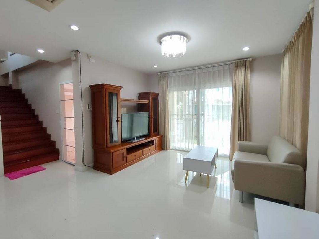 ประกาศฟรี! ซื้อ-ขาย-เช่า คอนโด บ้าน ทาวน์โฮม ที่ดิน และพื้นที่เชิงพาณิชย์ทั่วประเทศไทย ทุกทำเล ทุกงบประมาณ ไม่มีค่าใช้จ่าย ลงง่าย ขายไว เข้าถึงผู้ซื้อโดยตรง 4 198029pic3.jpg