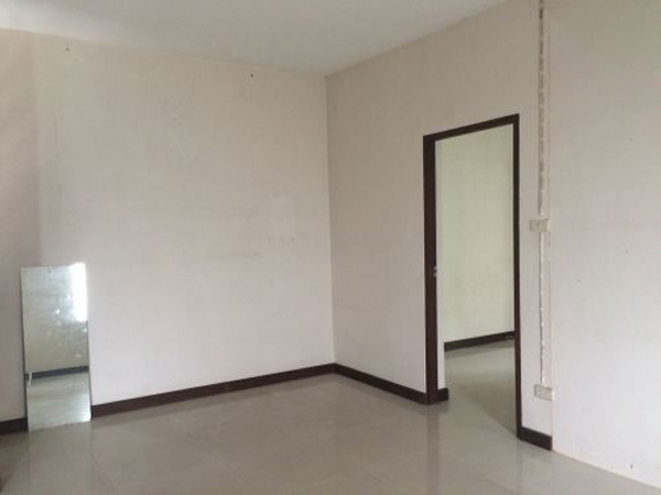 ประกาศฟรี! ซื้อ-ขาย-เช่า คอนโด บ้าน ทาวน์โฮม ที่ดิน และพื้นที่เชิงพาณิชย์ทั่วประเทศไทย ทุกทำเล ทุกงบประมาณ ไม่มีค่าใช้จ่าย ลงง่าย ขายไว เข้าถึงผู้ซื้อโดยตรง 2 198078pic1.jpg