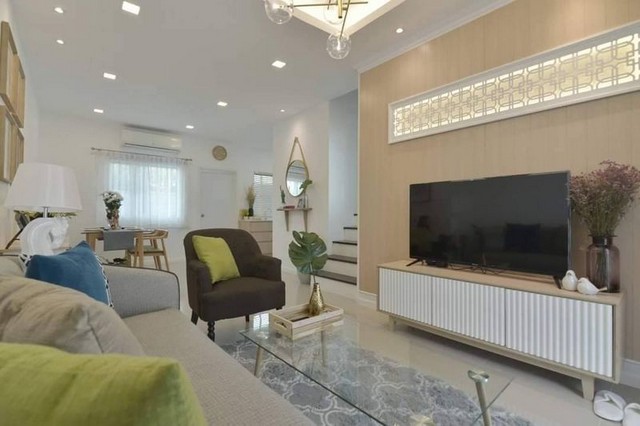 ประกาศฟรี! ซื้อ-ขาย-เช่า คอนโด บ้าน ทาวน์โฮม ที่ดิน และพื้นที่เชิงพาณิชย์ทั่วประเทศไทย ทุกทำเล ทุกงบประมาณ ไม่มีค่าใช้จ่าย ลงง่าย ขายไว เข้าถึงผู้ซื้อโดยตรง 3 198133pic2.jpg