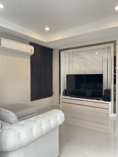 ประกาศฟรี! ซื้อ-ขาย-เช่า คอนโด บ้าน ทาวน์โฮม ที่ดิน และพื้นที่เชิงพาณิชย์ทั่วประเทศไทย ทุกทำเล ทุกงบประมาณ ไม่มีค่าใช้จ่าย ลงง่าย ขายไว เข้าถึงผู้ซื้อโดยตรง 5 198155pic4.jpg