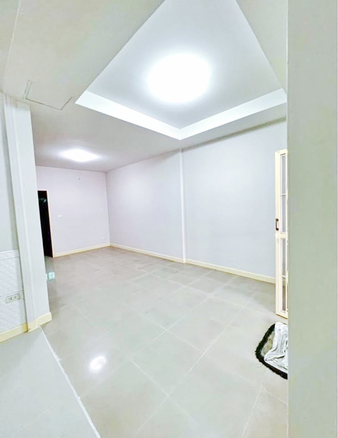 ประกาศฟรี! ซื้อ-ขาย-เช่า คอนโด บ้าน ทาวน์โฮม ที่ดิน และพื้นที่เชิงพาณิชย์ทั่วประเทศไทย ทุกทำเล ทุกงบประมาณ ไม่มีค่าใช้จ่าย ลงง่าย ขายไว เข้าถึงผู้ซื้อโดยตรง 4 198151pic3.jpg