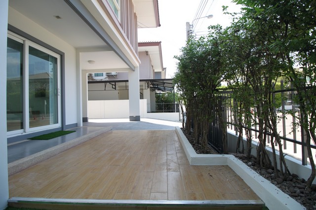 ประกาศฟรี! ซื้อ-ขาย-เช่า คอนโด บ้าน ทาวน์โฮม ที่ดิน และพื้นที่เชิงพาณิชย์ทั่วประเทศไทย ทุกทำเล ทุกงบประมาณ ไม่มีค่าใช้จ่าย ลงง่าย ขายไว เข้าถึงผู้ซื้อโดยตรง 3 287016pic2.jpg