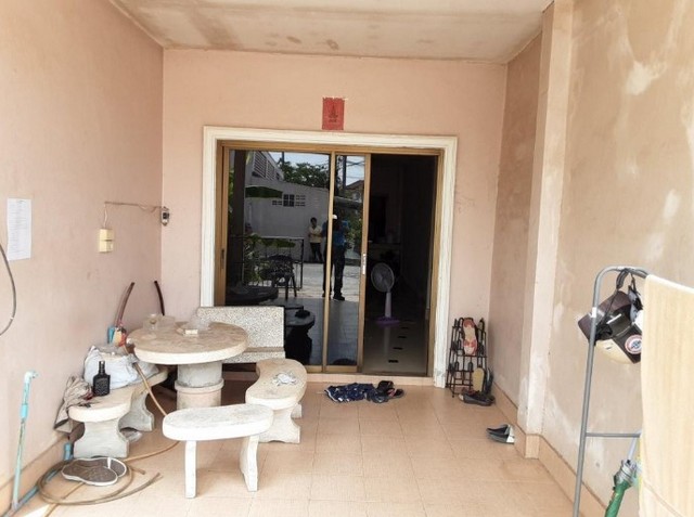 ประกาศฟรี! ซื้อ-ขาย-เช่า คอนโด บ้าน ทาวน์โฮม ที่ดิน และพื้นที่เชิงพาณิชย์ทั่วประเทศไทย ทุกทำเล ทุกงบประมาณ ไม่มีค่าใช้จ่าย ลงง่าย ขายไว เข้าถึงผู้ซื้อโดยตรง 4 192715pic3.jpg