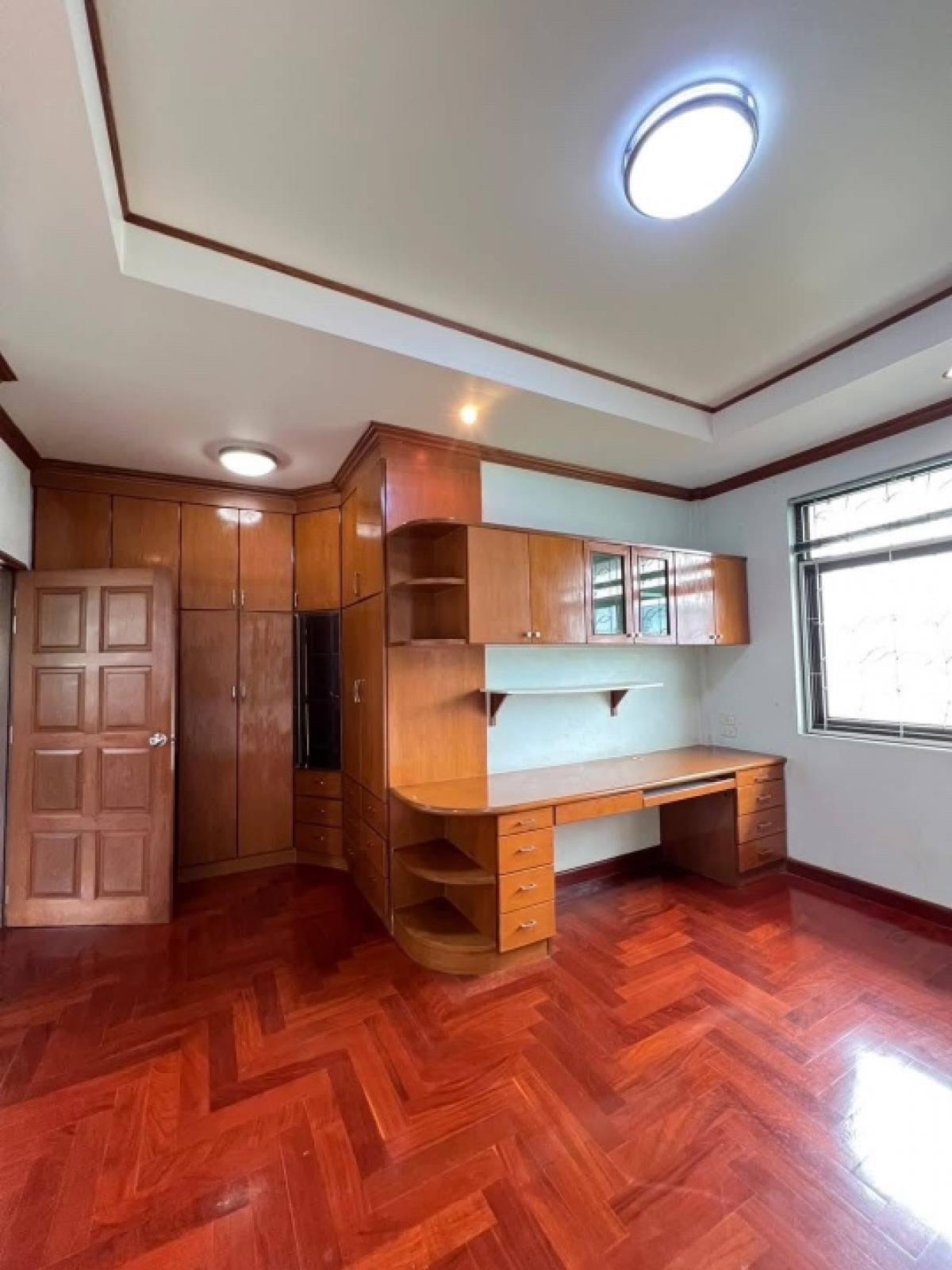 ประกาศฟรี! ซื้อ-ขาย-เช่า คอนโด บ้าน ทาวน์โฮม ที่ดิน และพื้นที่เชิงพาณิชย์ทั่วประเทศไทย ทุกทำเล ทุกงบประมาณ ไม่มีค่าใช้จ่าย ลงง่าย ขายไว เข้าถึงผู้ซื้อโดยตรง 3 197893pic2.jpg