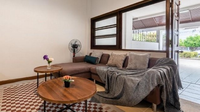 ประกาศฟรี! ซื้อ-ขาย-เช่า คอนโด บ้าน ทาวน์โฮม ที่ดิน และพื้นที่เชิงพาณิชย์ทั่วประเทศไทย ทุกทำเล ทุกงบประมาณ ไม่มีค่าใช้จ่าย ลงง่าย ขายไว เข้าถึงผู้ซื้อโดยตรง 5 490117pic4.jpg