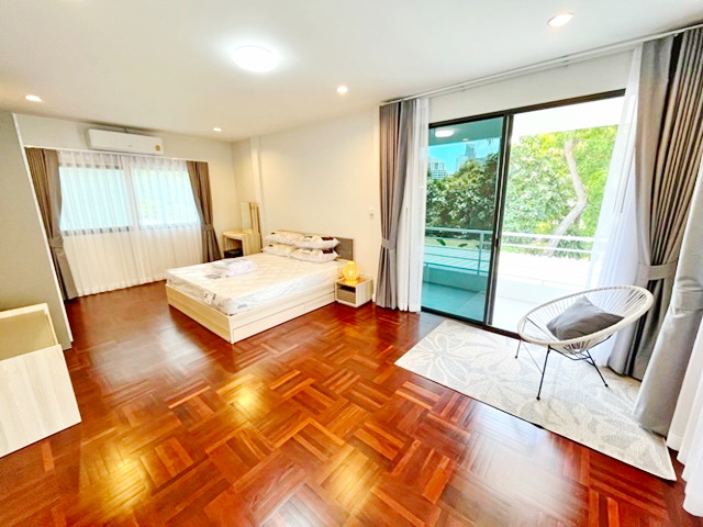 ประกาศฟรี! ซื้อ-ขาย-เช่า คอนโด บ้าน ทาวน์โฮม ที่ดิน และพื้นที่เชิงพาณิชย์ทั่วประเทศไทย ทุกทำเล ทุกงบประมาณ ไม่มีค่าใช้จ่าย ลงง่าย ขายไว เข้าถึงผู้ซื้อโดยตรง 4 198439pic3.jpg