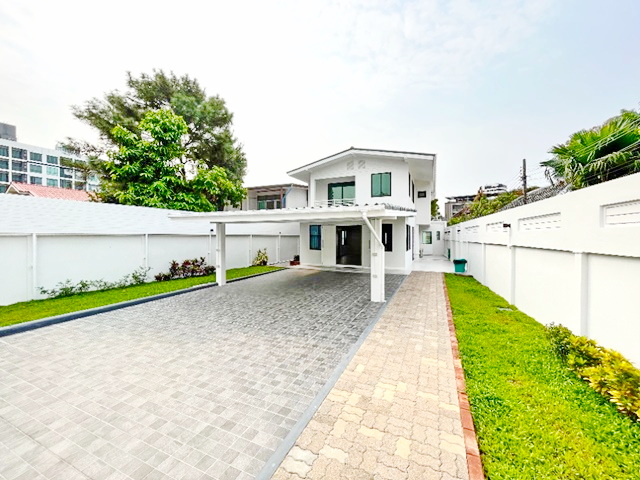 ประกาศฟรี! ซื้อ-ขาย-เช่า คอนโด บ้าน ทาวน์โฮม ที่ดิน และพื้นที่เชิงพาณิชย์ทั่วประเทศไทย ทุกทำเล ทุกงบประมาณ ไม่มีค่าใช้จ่าย ลงง่าย ขายไว เข้าถึงผู้ซื้อโดยตรง 2 198438pic1.jpg