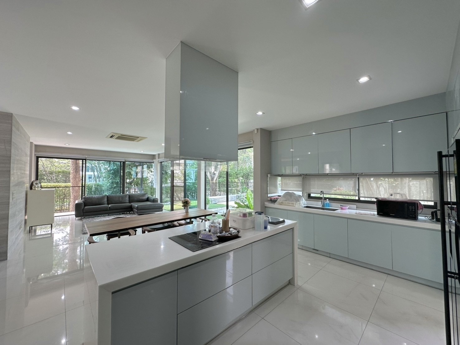 ประกาศฟรี! ซื้อ-ขาย-เช่า คอนโด บ้าน ทาวน์โฮม ที่ดิน และพื้นที่เชิงพาณิชย์ทั่วประเทศไทย ทุกทำเล ทุกงบประมาณ ไม่มีค่าใช้จ่าย ลงง่าย ขายไว เข้าถึงผู้ซื้อโดยตรง 5 289796pic4.jpg