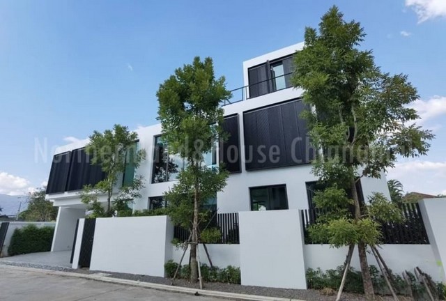 ประกาศฟรี! ซื้อ-ขาย-เช่า คอนโด บ้าน ทาวน์โฮม ที่ดิน และพื้นที่เชิงพาณิชย์ทั่วประเทศไทย ทุกทำเล ทุกงบประมาณ ไม่มีค่าใช้จ่าย ลงง่าย ขายไว เข้าถึงผู้ซื้อโดยตรง 3 198508pic2.jpg