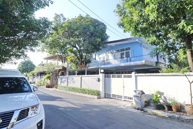 ประกาศฟรี! ซื้อ-ขาย-เช่า คอนโด บ้าน ทาวน์โฮม ที่ดิน และพื้นที่เชิงพาณิชย์ทั่วประเทศไทย ทุกทำเล ทุกงบประมาณ ไม่มีค่าใช้จ่าย ลงง่าย ขายไว เข้าถึงผู้ซื้อโดยตรง 2 198537pic1.jpg