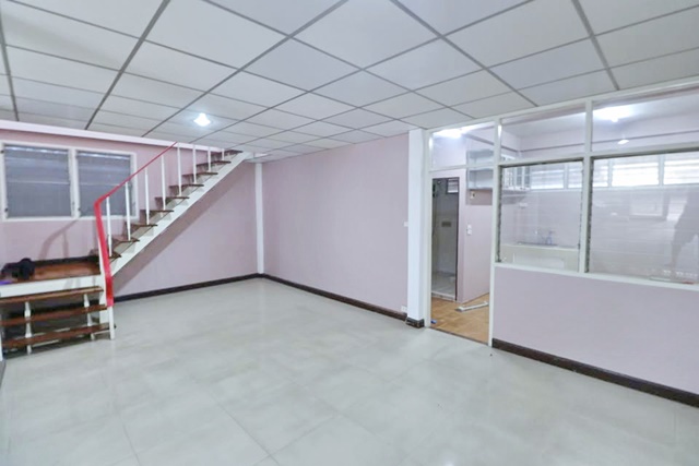 ประกาศฟรี! ซื้อ-ขาย-เช่า คอนโด บ้าน ทาวน์โฮม ที่ดิน และพื้นที่เชิงพาณิชย์ทั่วประเทศไทย ทุกทำเล ทุกงบประมาณ ไม่มีค่าใช้จ่าย ลงง่าย ขายไว เข้าถึงผู้ซื้อโดยตรง 5 198537pic4.jpg