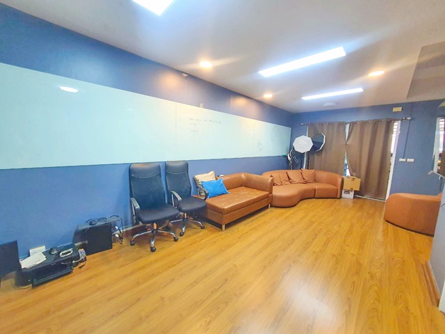 ประกาศฟรี! ซื้อ-ขาย-เช่า คอนโด บ้าน ทาวน์โฮม ที่ดิน และพื้นที่เชิงพาณิชย์ทั่วประเทศไทย ทุกทำเล ทุกงบประมาณ ไม่มีค่าใช้จ่าย ลงง่าย ขายไว เข้าถึงผู้ซื้อโดยตรง 3 198535pic2.jpg