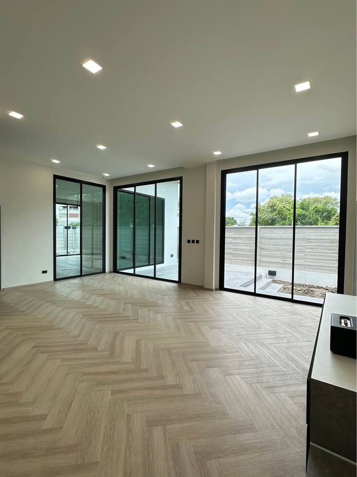 ประกาศฟรี! ซื้อ-ขาย-เช่า คอนโด บ้าน ทาวน์โฮม ที่ดิน และพื้นที่เชิงพาณิชย์ทั่วประเทศไทย ทุกทำเล ทุกงบประมาณ ไม่มีค่าใช้จ่าย ลงง่าย ขายไว เข้าถึงผู้ซื้อโดยตรง 2 199061pic1.jpg