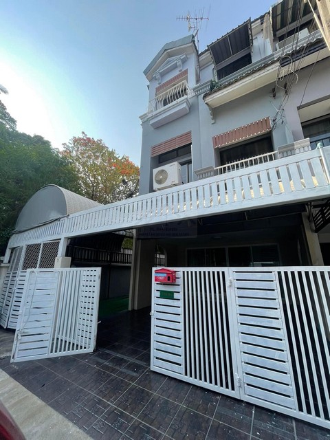 ประกาศฟรี! ซื้อ-ขาย-เช่า คอนโด บ้าน ทาวน์โฮม ที่ดิน และพื้นที่เชิงพาณิชย์ทั่วประเทศไทย ทุกทำเล ทุกงบประมาณ ไม่มีค่าใช้จ่าย ลงง่าย ขายไว เข้าถึงผู้ซื้อโดยตรง 2 490187pic1.jpg