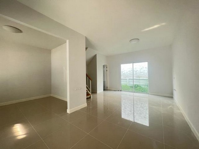 ประกาศฟรี! ซื้อ-ขาย-เช่า คอนโด บ้าน ทาวน์โฮม ที่ดิน และพื้นที่เชิงพาณิชย์ทั่วประเทศไทย ทุกทำเล ทุกงบประมาณ ไม่มีค่าใช้จ่าย ลงง่าย ขายไว เข้าถึงผู้ซื้อโดยตรง 4 490531pic3.jpg