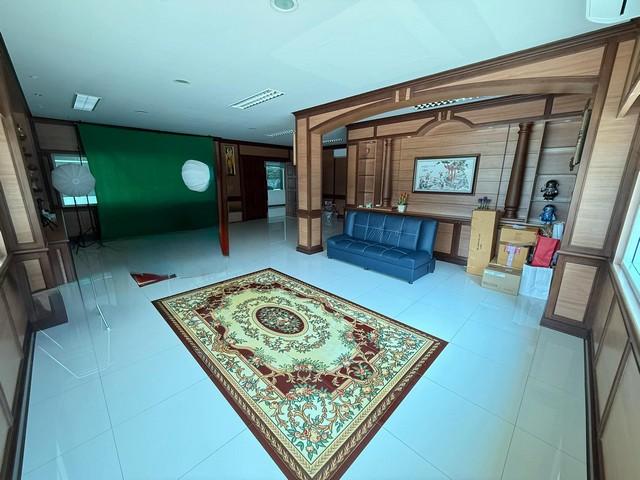 ประกาศฟรี! ซื้อ-ขาย-เช่า คอนโด บ้าน ทาวน์โฮม ที่ดิน และพื้นที่เชิงพาณิชย์ทั่วประเทศไทย ทุกทำเล ทุกงบประมาณ ไม่มีค่าใช้จ่าย ลงง่าย ขายไว เข้าถึงผู้ซื้อโดยตรง 5 490406pic4.jpg