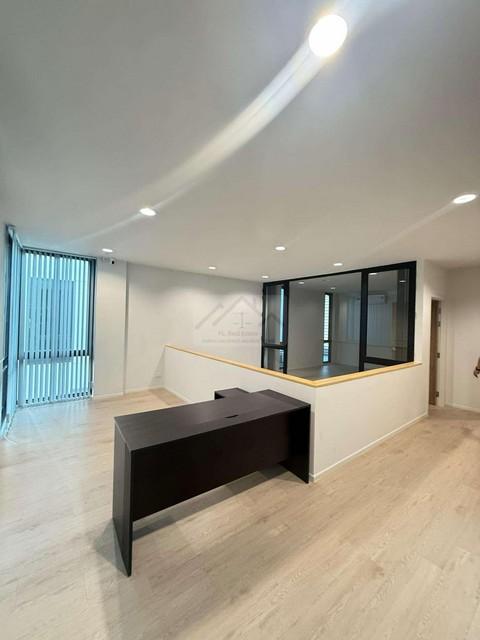 ประกาศฟรี! ซื้อ-ขาย-เช่า คอนโด บ้าน ทาวน์โฮม ที่ดิน และพื้นที่เชิงพาณิชย์ทั่วประเทศไทย ทุกทำเล ทุกงบประมาณ ไม่มีค่าใช้จ่าย ลงง่าย ขายไว เข้าถึงผู้ซื้อโดยตรง 5 490700pic4.jpg