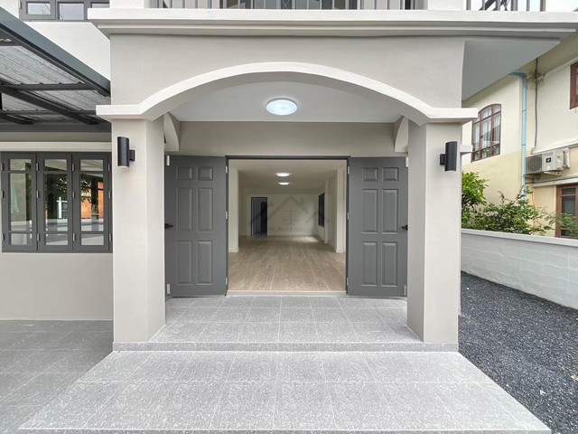 ประกาศฟรี! ซื้อ-ขาย-เช่า คอนโด บ้าน ทาวน์โฮม ที่ดิน และพื้นที่เชิงพาณิชย์ทั่วประเทศไทย ทุกทำเล ทุกงบประมาณ ไม่มีค่าใช้จ่าย ลงง่าย ขายไว เข้าถึงผู้ซื้อโดยตรง 5 490740pic4.jpg