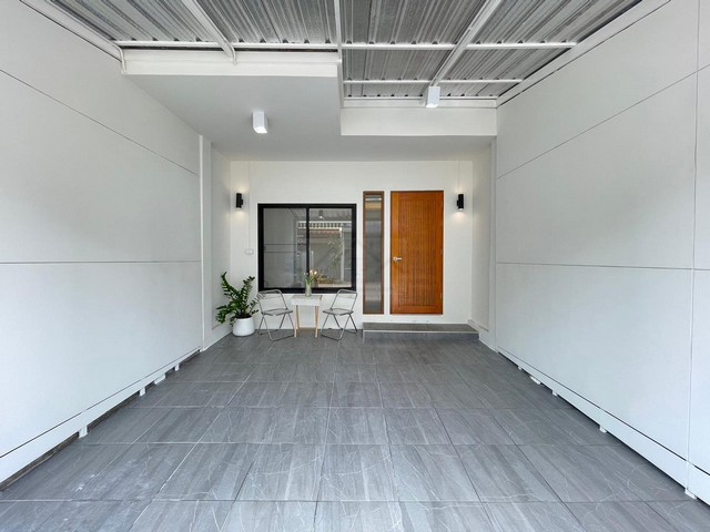 ประกาศฟรี! ซื้อ-ขาย-เช่า คอนโด บ้าน ทาวน์โฮม ที่ดิน และพื้นที่เชิงพาณิชย์ทั่วประเทศไทย ทุกทำเล ทุกงบประมาณ ไม่มีค่าใช้จ่าย ลงง่าย ขายไว เข้าถึงผู้ซื้อโดยตรง 3 490737pic2.jpg