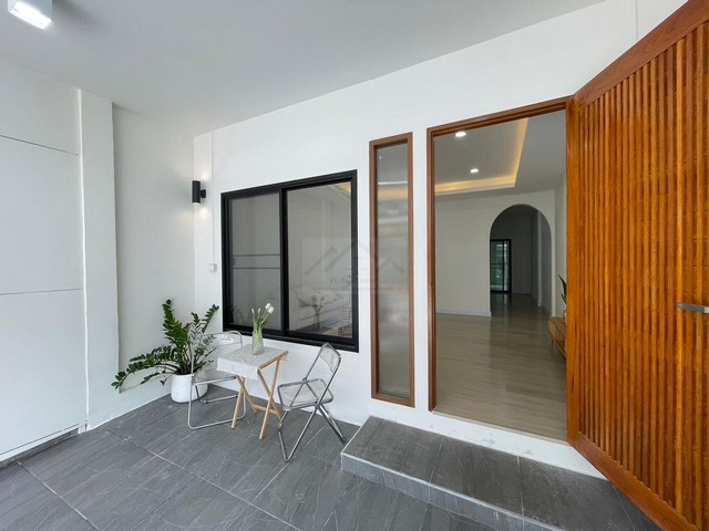 ประกาศฟรี! ซื้อ-ขาย-เช่า คอนโด บ้าน ทาวน์โฮม ที่ดิน และพื้นที่เชิงพาณิชย์ทั่วประเทศไทย ทุกทำเล ทุกงบประมาณ ไม่มีค่าใช้จ่าย ลงง่าย ขายไว เข้าถึงผู้ซื้อโดยตรง 4 490737pic3.jpg