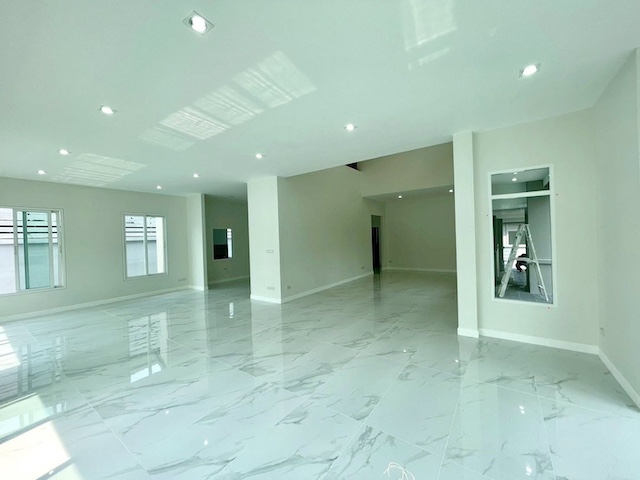 ประกาศฟรี! ซื้อ-ขาย-เช่า คอนโด บ้าน ทาวน์โฮม ที่ดิน และพื้นที่เชิงพาณิชย์ทั่วประเทศไทย ทุกทำเล ทุกงบประมาณ ไม่มีค่าใช้จ่าย ลงง่าย ขายไว เข้าถึงผู้ซื้อโดยตรง 5 490807pic4.jpg