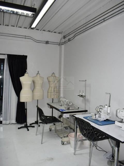 ประกาศฟรี! ซื้อ-ขาย-เช่า คอนโด บ้าน ทาวน์โฮม ที่ดิน และพื้นที่เชิงพาณิชย์ทั่วประเทศไทย ทุกทำเล ทุกงบประมาณ ไม่มีค่าใช้จ่าย ลงง่าย ขายไว เข้าถึงผู้ซื้อโดยตรง 5 490917pic4.jpg