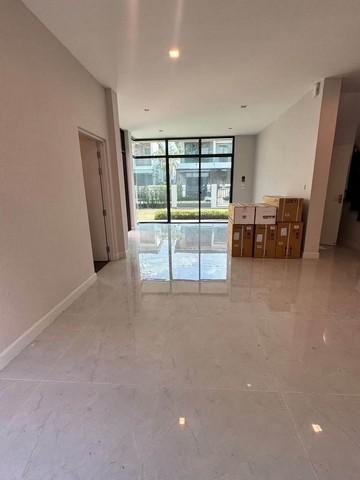 ประกาศฟรี! ซื้อ-ขาย-เช่า คอนโด บ้าน ทาวน์โฮม ที่ดิน และพื้นที่เชิงพาณิชย์ทั่วประเทศไทย ทุกทำเล ทุกงบประมาณ ไม่มีค่าใช้จ่าย ลงง่าย ขายไว เข้าถึงผู้ซื้อโดยตรง 5 490853pic4.jpg