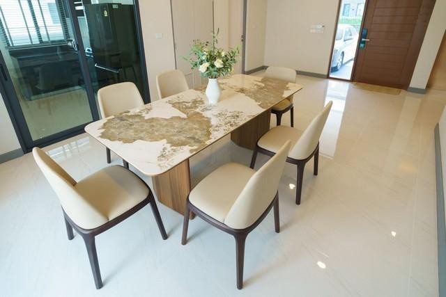 ประกาศฟรี! ซื้อ-ขาย-เช่า คอนโด บ้าน ทาวน์โฮม ที่ดิน และพื้นที่เชิงพาณิชย์ทั่วประเทศไทย ทุกทำเล ทุกงบประมาณ ไม่มีค่าใช้จ่าย ลงง่าย ขายไว เข้าถึงผู้ซื้อโดยตรง 4 490988pic3.jpg