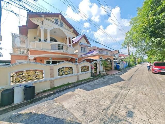 ประกาศฟรี! ซื้อ-ขาย-เช่า คอนโด บ้าน ทาวน์โฮม ที่ดิน และพื้นที่เชิงพาณิชย์ทั่วประเทศไทย ทุกทำเล ทุกงบประมาณ ไม่มีค่าใช้จ่าย ลงง่าย ขายไว เข้าถึงผู้ซื้อโดยตรง 3 490986pic2.jpg