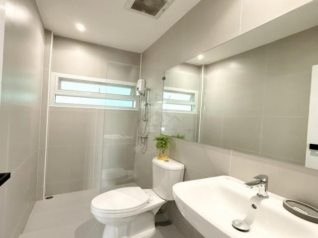 ประกาศฟรี! ซื้อ-ขาย-เช่า คอนโด บ้าน ทาวน์โฮม ที่ดิน และพื้นที่เชิงพาณิชย์ทั่วประเทศไทย ทุกทำเล ทุกงบประมาณ ไม่มีค่าใช้จ่าย ลงง่าย ขายไว เข้าถึงผู้ซื้อโดยตรง 5 490980pic4.jpg