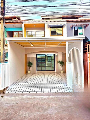 ประกาศฟรี! ซื้อ-ขาย-เช่า คอนโด บ้าน ทาวน์โฮม ที่ดิน และพื้นที่เชิงพาณิชย์ทั่วประเทศไทย ทุกทำเล ทุกงบประมาณ ไม่มีค่าใช้จ่าย ลงง่าย ขายไว เข้าถึงผู้ซื้อโดยตรง 3 287432pic2.jpg