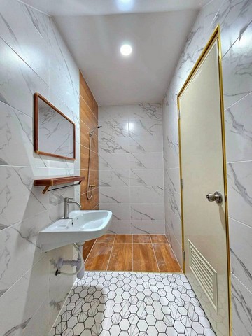 ประกาศฟรี! ซื้อ-ขาย-เช่า คอนโด บ้าน ทาวน์โฮม ที่ดิน และพื้นที่เชิงพาณิชย์ทั่วประเทศไทย ทุกทำเล ทุกงบประมาณ ไม่มีค่าใช้จ่าย ลงง่าย ขายไว เข้าถึงผู้ซื้อโดยตรง 5 287432pic4.jpg