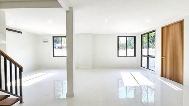 ประกาศฟรี! ซื้อ-ขาย-เช่า คอนโด บ้าน ทาวน์โฮม ที่ดิน และพื้นที่เชิงพาณิชย์ทั่วประเทศไทย ทุกทำเล ทุกงบประมาณ ไม่มีค่าใช้จ่าย ลงง่าย ขายไว เข้าถึงผู้ซื้อโดยตรง 4 491041pic3.jpg