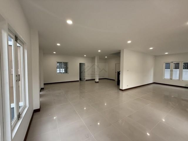 ประกาศฟรี! ซื้อ-ขาย-เช่า คอนโด บ้าน ทาวน์โฮม ที่ดิน และพื้นที่เชิงพาณิชย์ทั่วประเทศไทย ทุกทำเล ทุกงบประมาณ ไม่มีค่าใช้จ่าย ลงง่าย ขายไว เข้าถึงผู้ซื้อโดยตรง 4 491038pic3.jpg