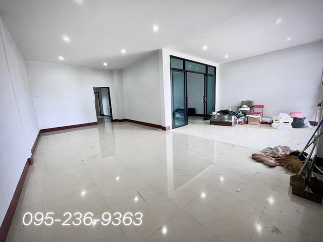 ประกาศฟรี! ซื้อ-ขาย-เช่า คอนโด บ้าน ทาวน์โฮม ที่ดิน และพื้นที่เชิงพาณิชย์ทั่วประเทศไทย ทุกทำเล ทุกงบประมาณ ไม่มีค่าใช้จ่าย ลงง่าย ขายไว เข้าถึงผู้ซื้อโดยตรง 3 161648pic2.jpg