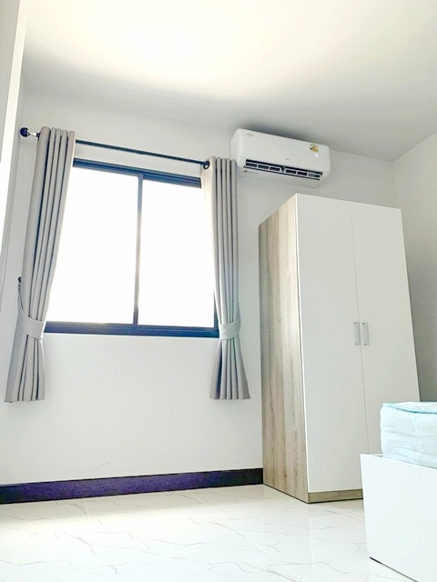 ประกาศฟรี! ซื้อ-ขาย-เช่า คอนโด บ้าน ทาวน์โฮม ที่ดิน และพื้นที่เชิงพาณิชย์ทั่วประเทศไทย ทุกทำเล ทุกงบประมาณ ไม่มีค่าใช้จ่าย ลงง่าย ขายไว เข้าถึงผู้ซื้อโดยตรง 5 199985pic4.jpg