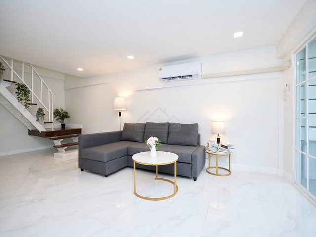 ประกาศฟรี! ซื้อ-ขาย-เช่า คอนโด บ้าน ทาวน์โฮม ที่ดิน และพื้นที่เชิงพาณิชย์ทั่วประเทศไทย ทุกทำเล ทุกงบประมาณ ไม่มีค่าใช้จ่าย ลงง่าย ขายไว เข้าถึงผู้ซื้อโดยตรง 4 491160pic3.jpg