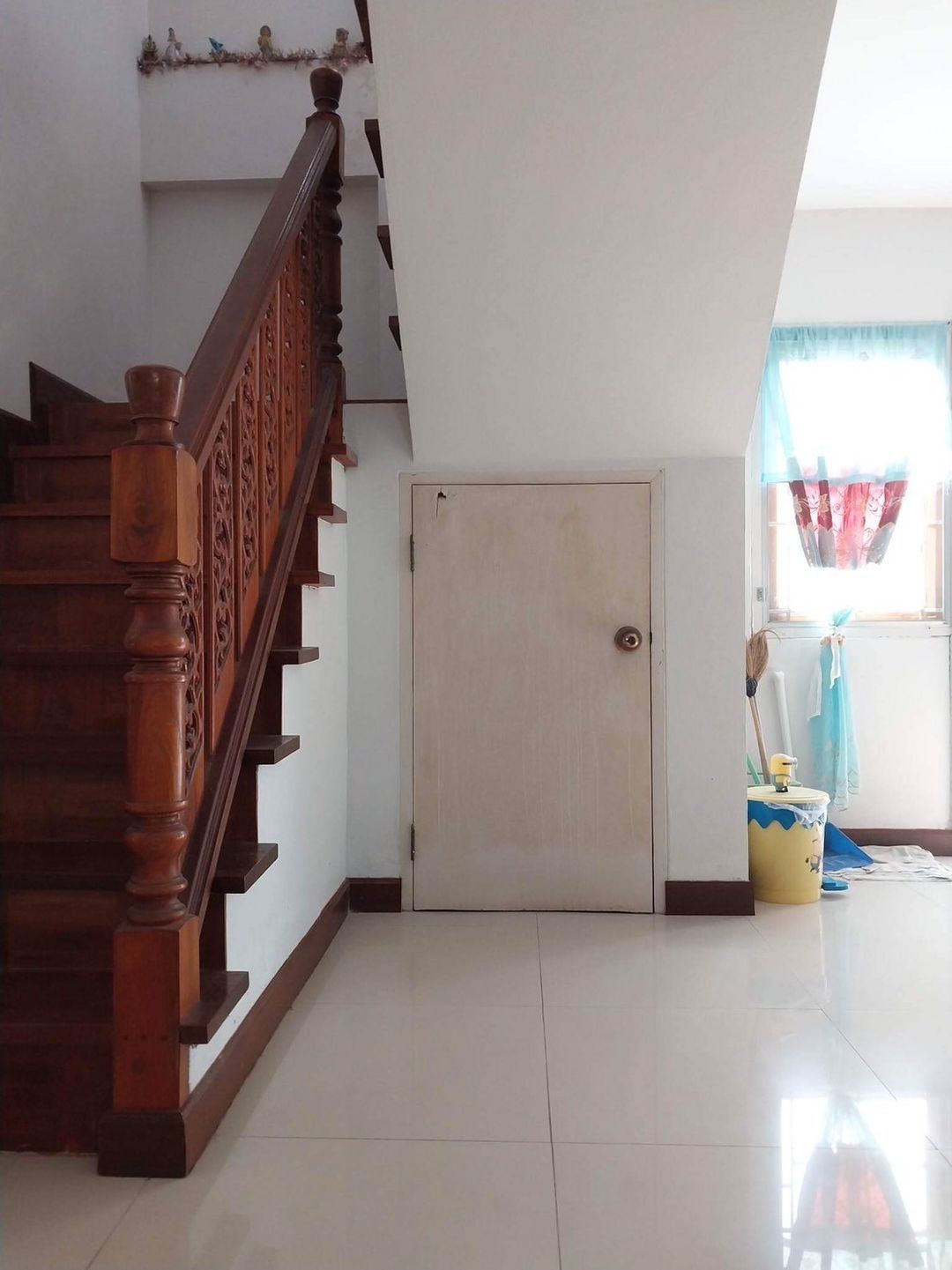 ประกาศฟรี! ซื้อ-ขาย-เช่า คอนโด บ้าน ทาวน์โฮม ที่ดิน และพื้นที่เชิงพาณิชย์ทั่วประเทศไทย ทุกทำเล ทุกงบประมาณ ไม่มีค่าใช้จ่าย ลงง่าย ขายไว เข้าถึงผู้ซื้อโดยตรง 5 200190pic4.jpg